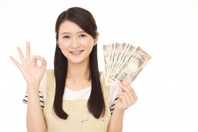 お金を持っている主婦